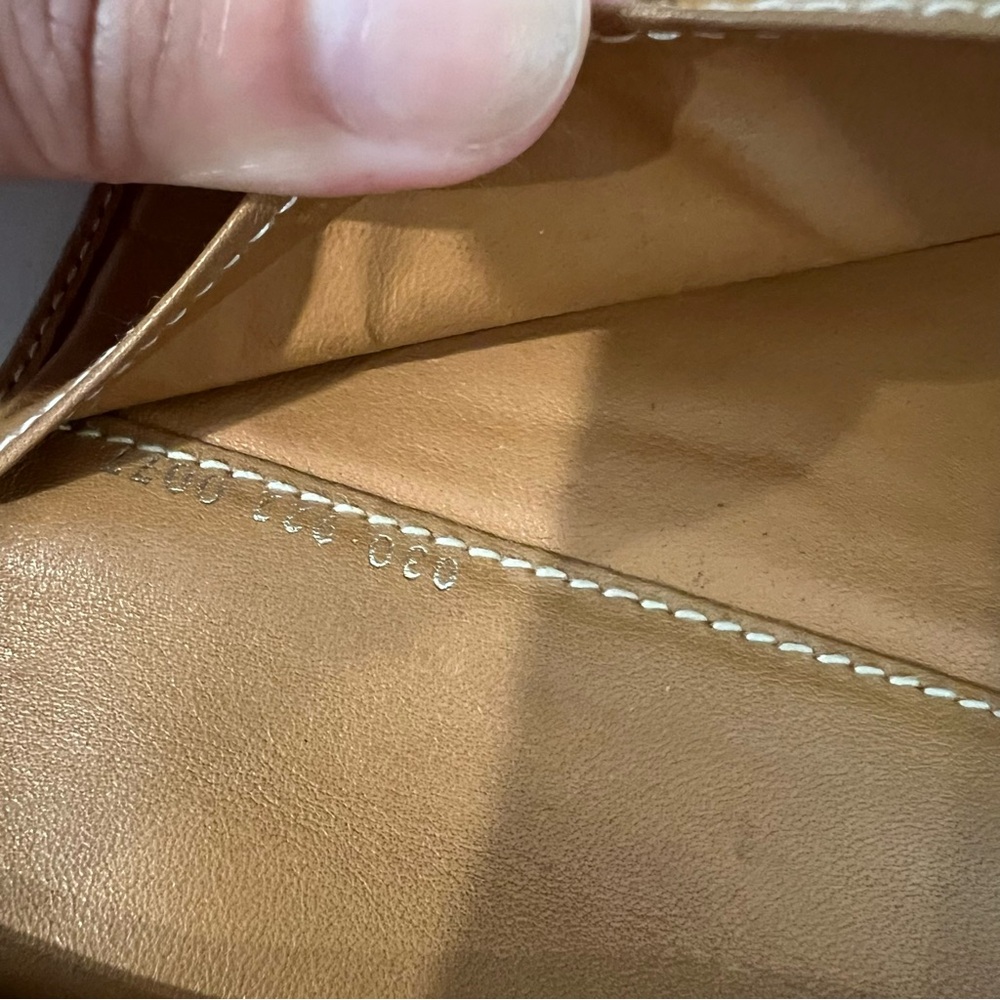Gucci Beige and Brown Logo Canvas Tote with Matching Wallet - Picture 5 of 16